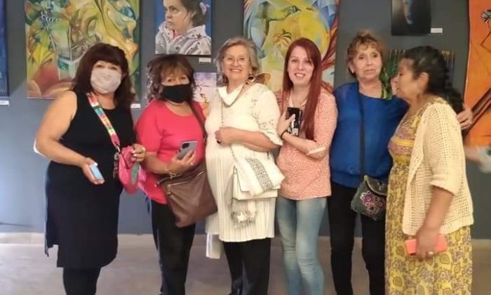 Florencio Varela: Muestra colectiva "Mujeres de arte" en el Hospital del Cruce